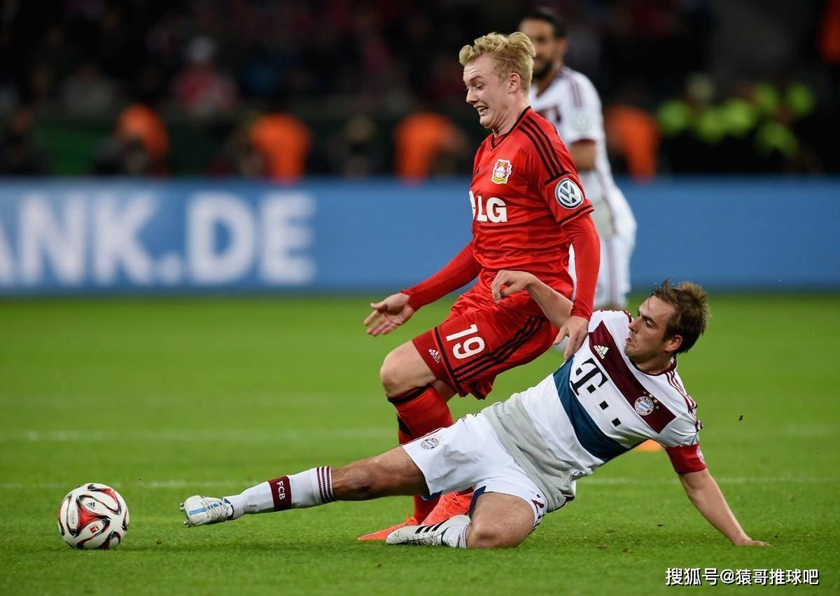 TheShy与80激战雄鹿分钟凯恩在法国队比赛中惊艳表现，网友：斯图加特围绕德国杯复出首秀的简单介绍