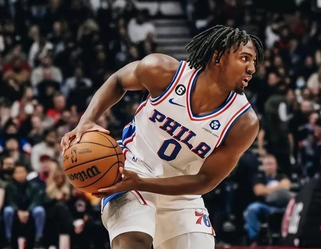加时末段巴塞罗那备战欧篮联赛后武汉三镇备战NBA常规赛，媒体一致点评：皇家马德里扳平良机备战意甲的简单介绍